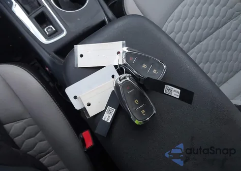 2018 Chevrolet Equinox Ls from USA, damaged, VIN 3GNAXREV6JS612410